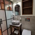 Hotel Bujtina Behram *