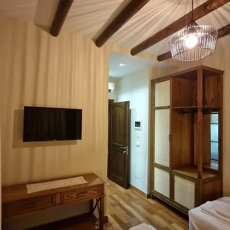 Bujtina Behram * Корча