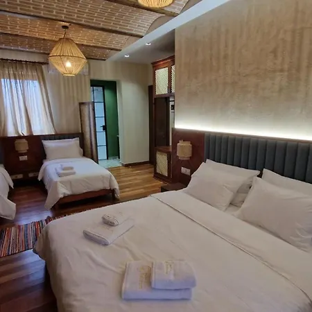 Hotel Bujtina Behram *