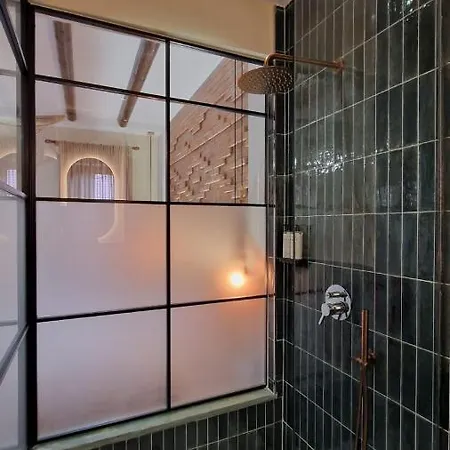 Hotel Bujtina Behram *